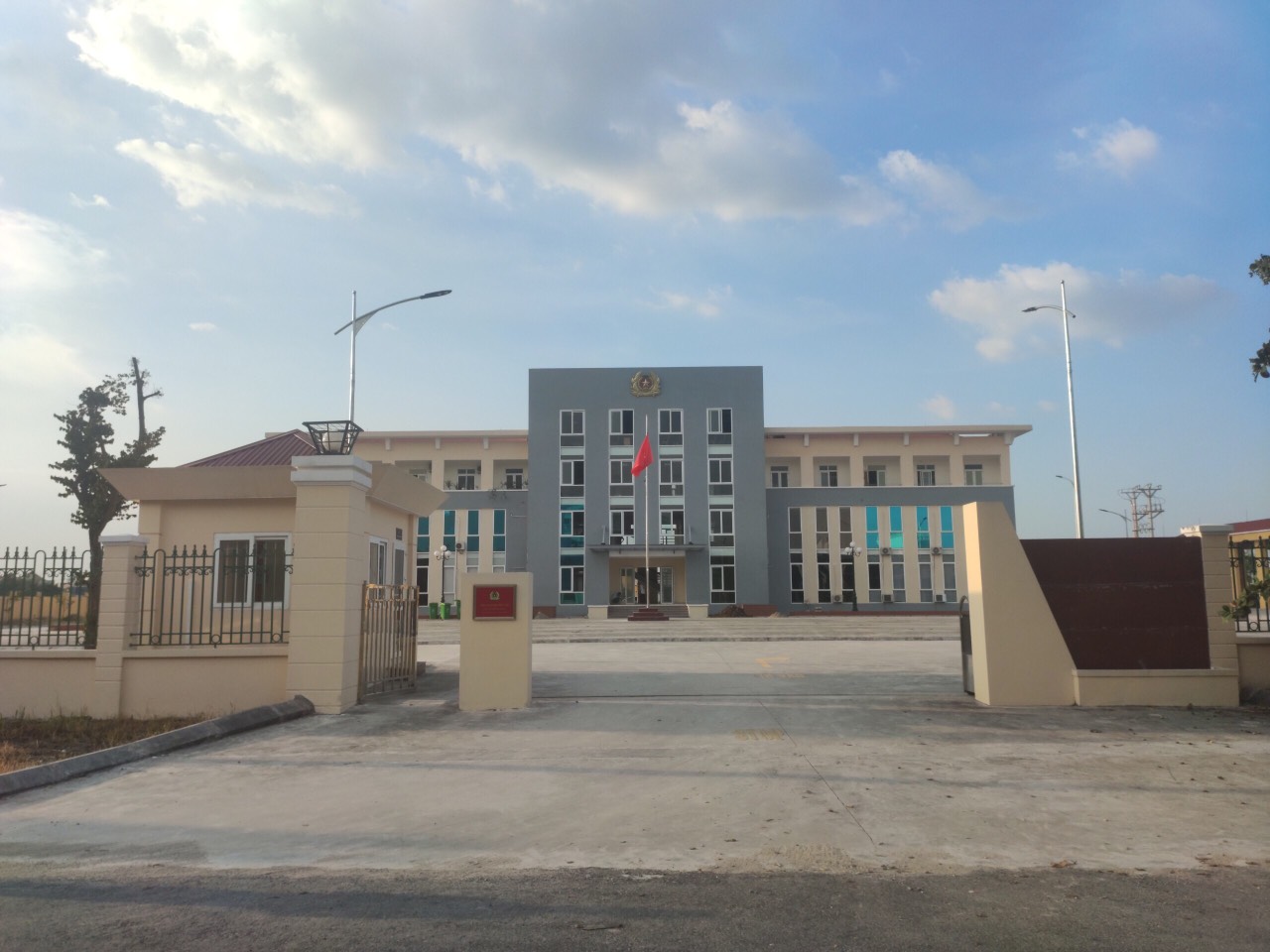 Công an huyện Kiến Thụy chuyển trụ sở làm việc mới